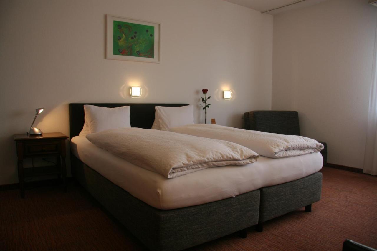 Hotel Eremitage Арлесхайм Екстериор снимка